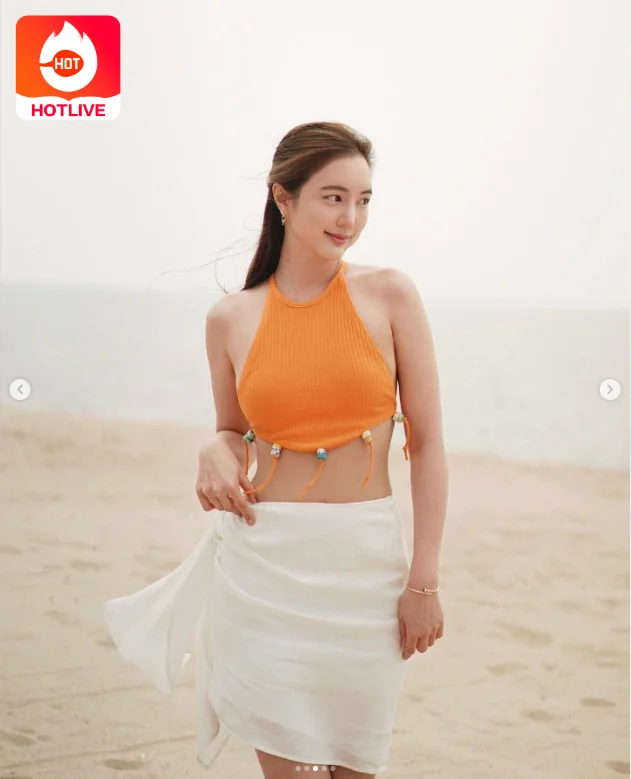 บัว นลินทิพย์-hotlive 